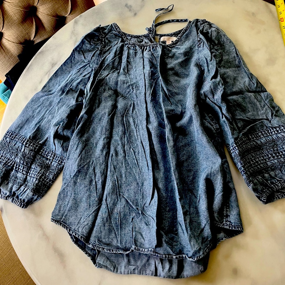 Women’s Jean Top Lauren Conrad Size M